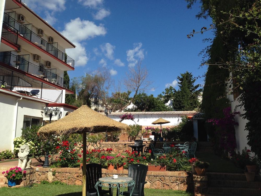 Hotel Carmen Teresa Torremolinos Luaran gambar