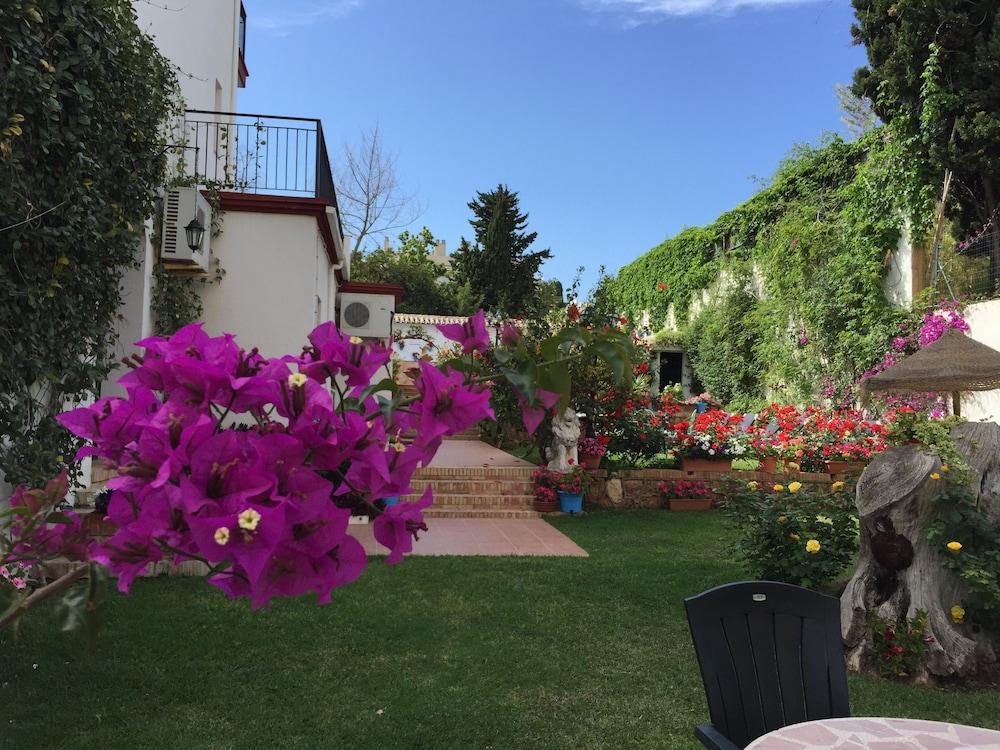 Hotel Carmen Teresa Torremolinos Luaran gambar