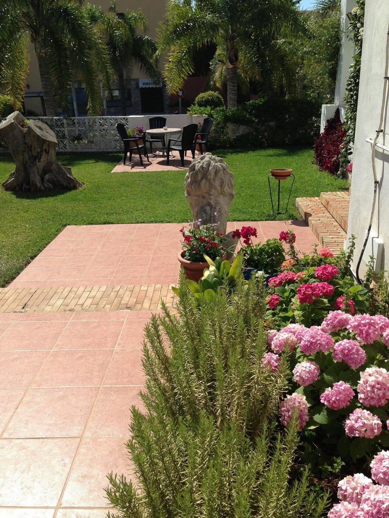 Hotel Carmen Teresa Torremolinos Luaran gambar