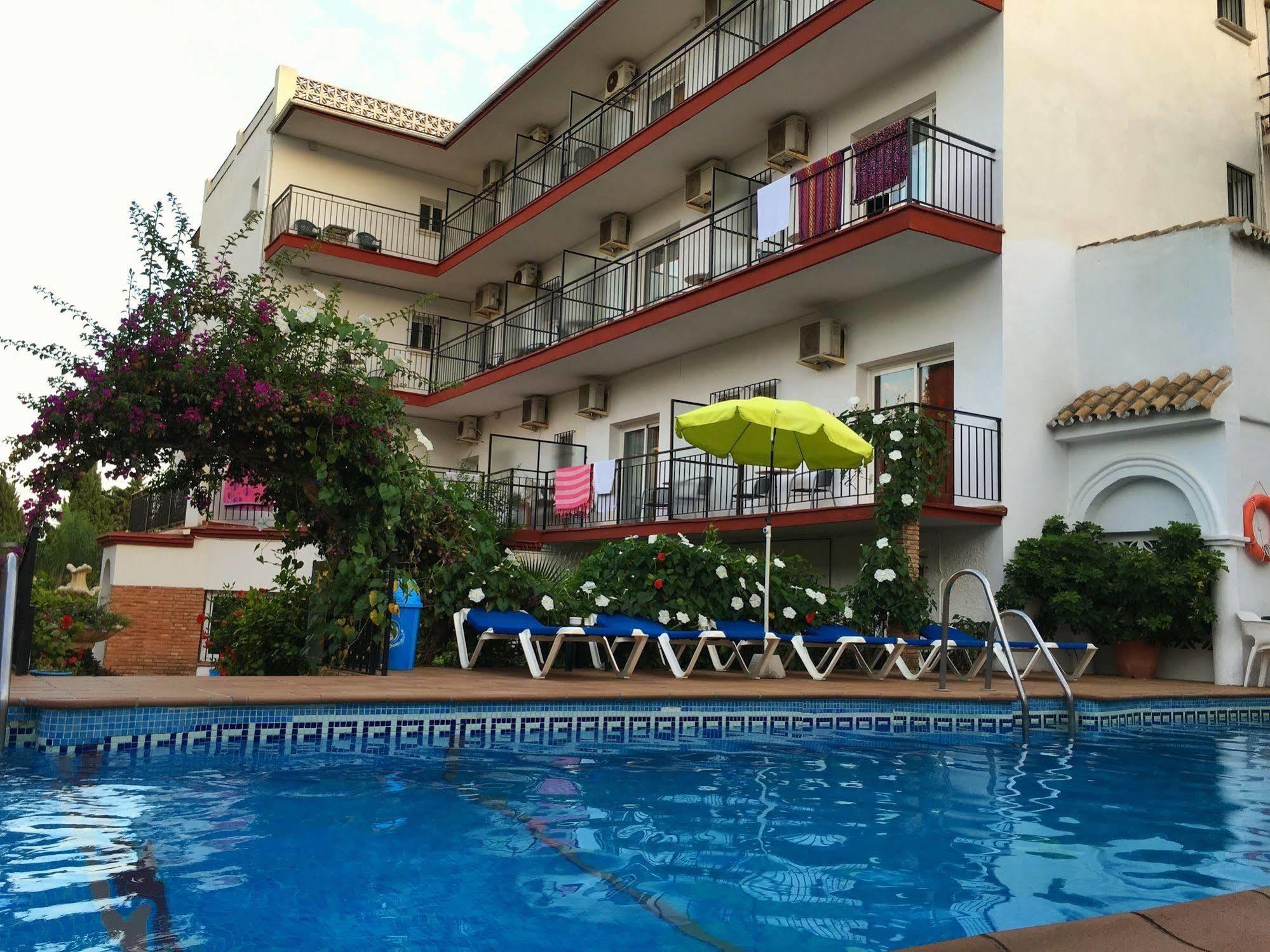 Hotel Carmen Teresa Torremolinos Luaran gambar
