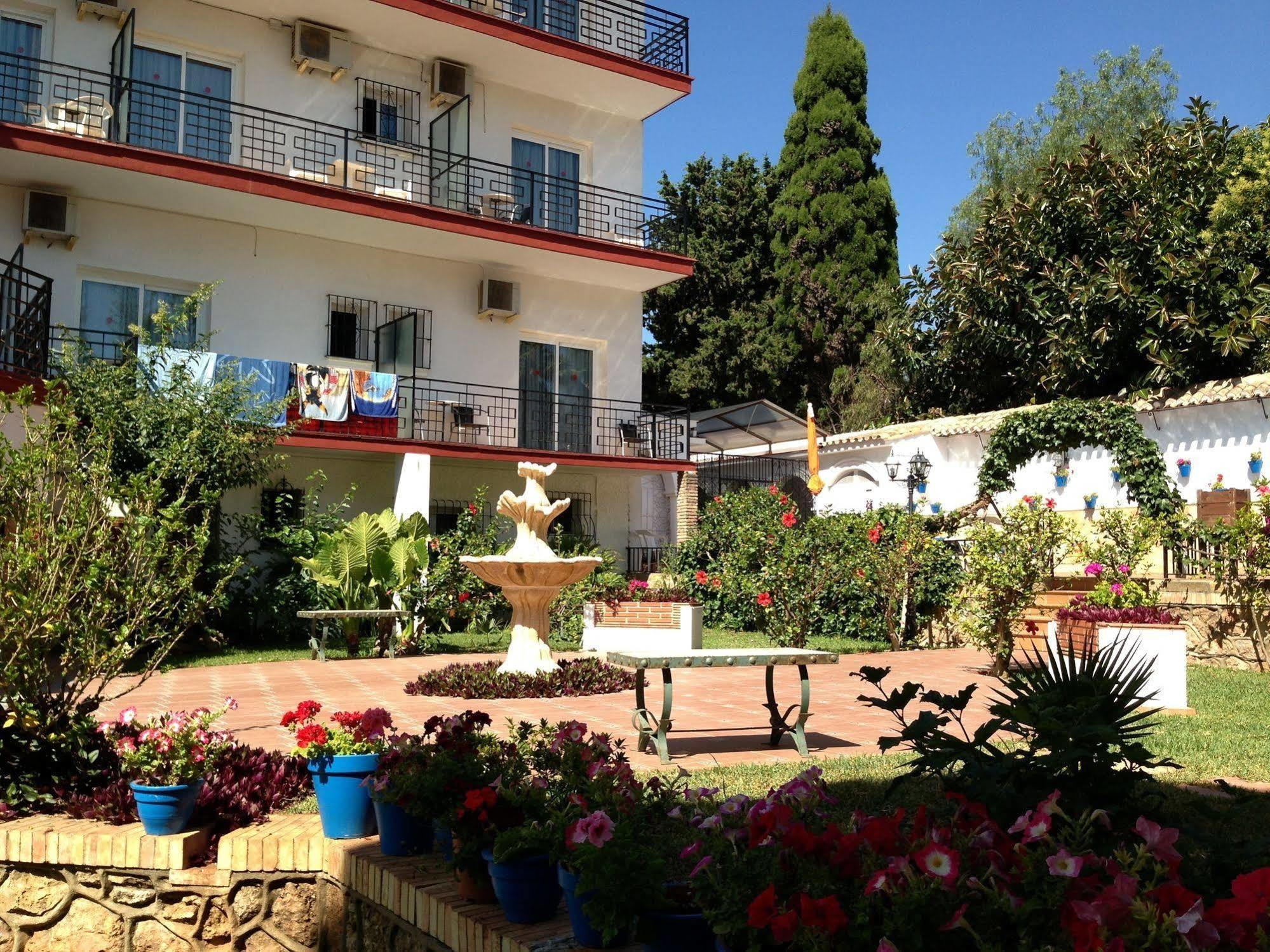 Hotel Carmen Teresa Torremolinos Luaran gambar